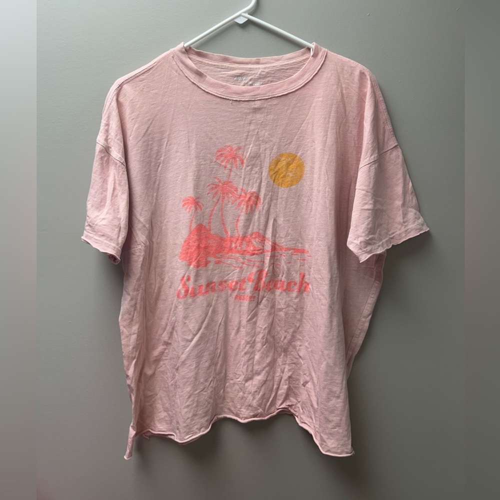 Aerie‎ Women’s Pink Graphic T-Shirt